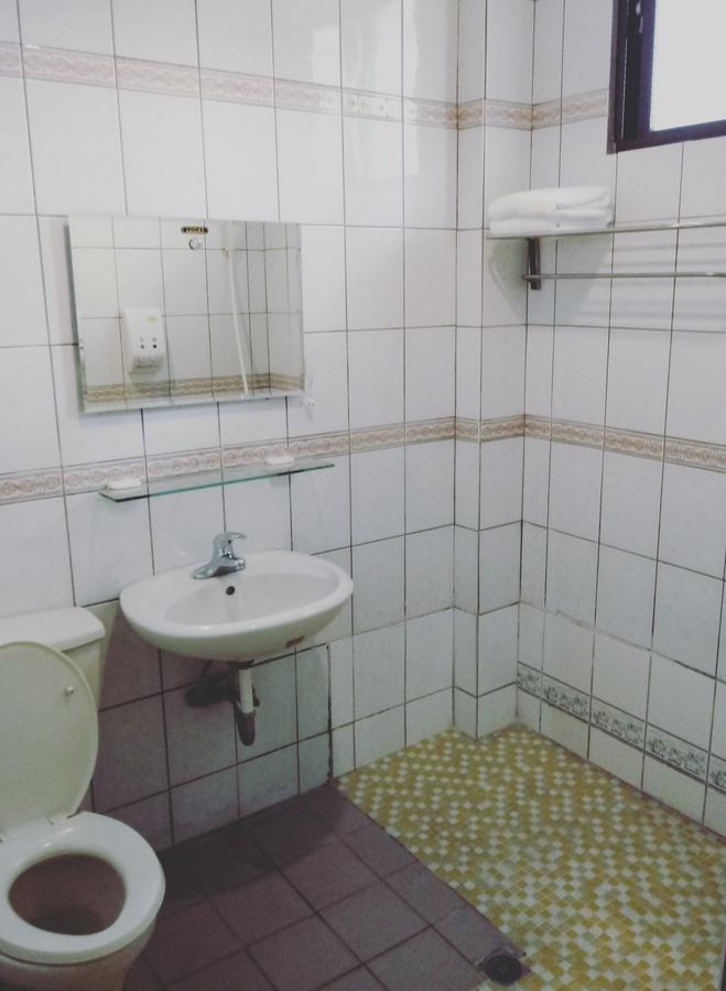 Pu Shi Homestay Yuli Exterior foto
